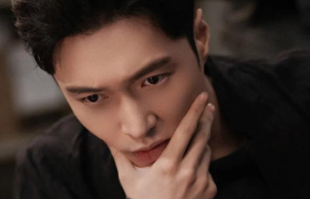 张艺兴嚼槟榔嚼出事，《扫黑风暴》被要求下架