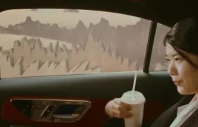 奔驰的代言费没收着，杨笠却被骂惨了…