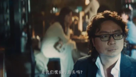 小红书 X 许知远给“焦虑的人”写了封回信，文案上头！