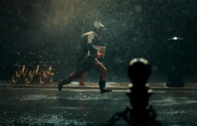 这个品牌赞助了马拉松，却在致敬没跑过马拉松的人