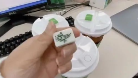 送麻将、写小说，现在的奶茶营销这么拼？