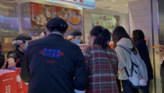 长沙网红品牌们，为何一窝蜂进攻武汉？