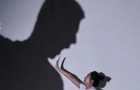 反家庭暴力，杜蕾斯的文案优秀！