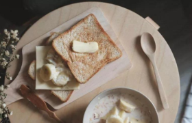 短保面包革命，新消费里的千亿战争！