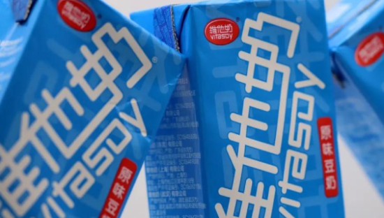 80岁的罗友礼难救维他奶