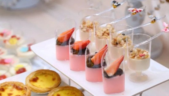 Lady M接连关店，千亿赛道的烘焙行业依旧长坡厚雪！