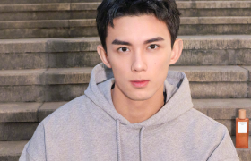 吴磊成为LOEWE罗意威香氛首位品牌大使