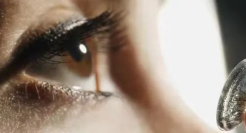 美瞳行业全面爆发，蓝海里如何跑出独角兽？