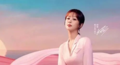 闻所未闻！高洁丝连翻两车，真相扑朔迷离