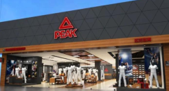 被李宁、安踏甩开身位的匹克，能打动消费者吗？