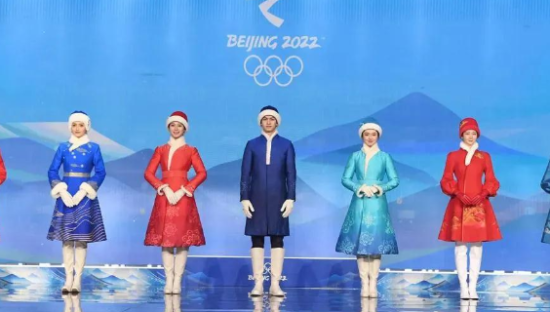 看完北京冬奥会的服装设计，我人麻了!
