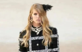 香奈儿五位数的假发，太杀马特了吧！