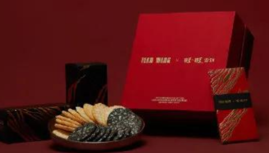 旺旺联名王嘉尔出新包装！网友：设计成我吃不起的样子！