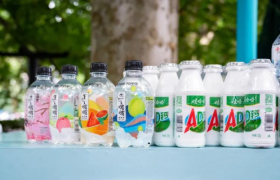 娃哈哈出白酒了，568元一瓶能卖得动吗？