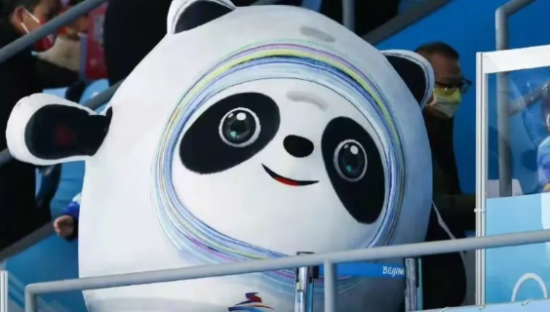 冰墩墩一夜塌房，网友破防了