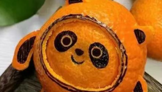 冰墩墩设计火遍全球，网友：买不到就“造”一个！