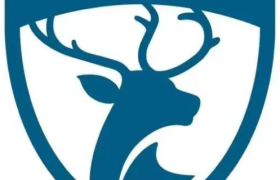 国外名校logo“撞脸”瑞幸，网友：叫瑞幸大学得了