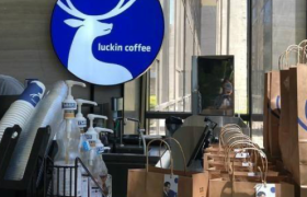 生猛瑞幸重返纳斯达克倒计时