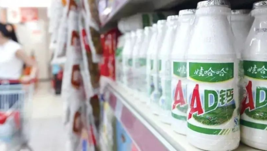 7年缩水300亿，娃哈哈的年轻化营销不得要领！