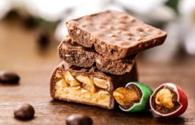 好时 VS 每日黑巧：减糖风下，巧克力不甜才“香”？