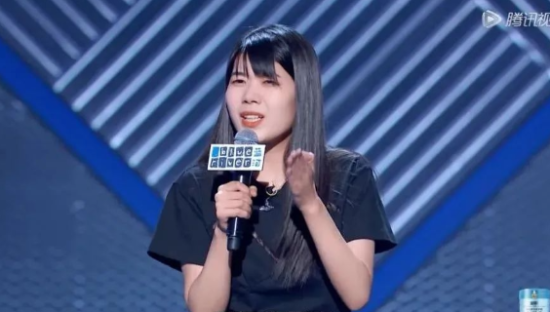 又又双叒叕遭抵制，杨笠是怎么混成“男性公敌”的？