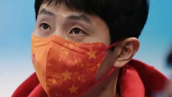 刚签约就翻车，君乐宝代言人被老婆坑惨了