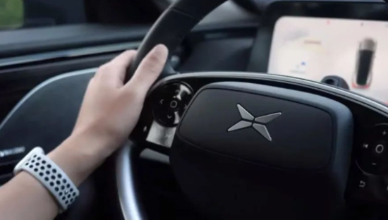 小鹏汽车再出事，疑似“刹车失灵”，造车新势力怎么了？