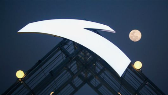 安踏DTC，只撑起了半边天