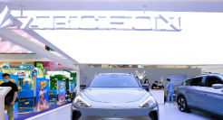 公开“调侃”特斯拉，这个品牌摊上事了！