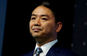 刘强东卸任京东CEO，徐雷接棒