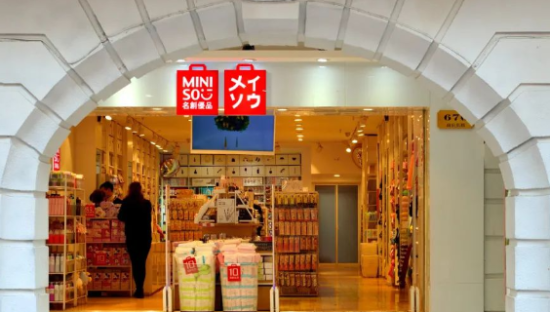 名创优品搭台，TOP TOY唱戏