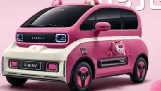 联名狂魔五菱，又又又对迪士尼下手了