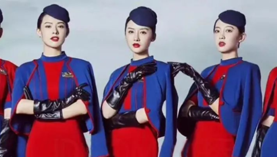 空姐带货，单场销售额破百万，南方航空的“副业”来了！