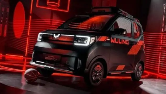 五菱市场部，卷疯了！