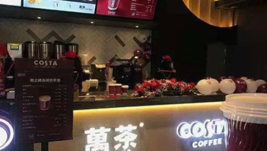 万达卖奶茶，一步“险棋”