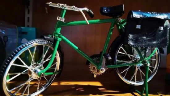 中国邮政出手办，太有年代感了！