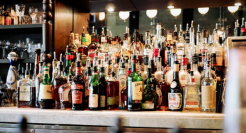 进击的小酒馆，撬动夜间新经济