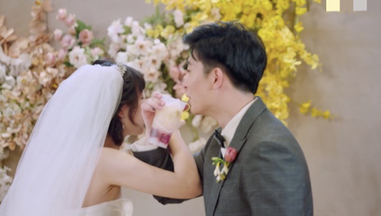 喜茶十周年品牌故事片：携手喜剧导演小策，只为让你《喜一下》