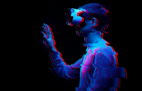 互联网大厂争相“造”人