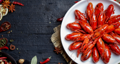 被年轻人冷落的小龙虾，只剩亏钱引流的命？