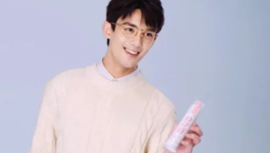 卖2元产品，一年净赚一个亿，吴磊代言的这个国民品牌要上市了