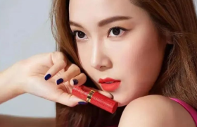 露华浓又破产，网友：套路没完了？