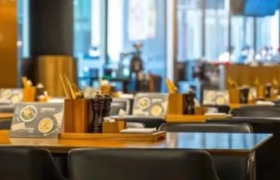 商场，正在被餐饮店“抛弃”？