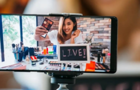 焦虑的年轻人，开始逃离叫卖式直播间