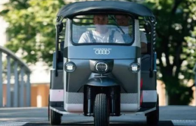 奥迪，出三蹦子了？