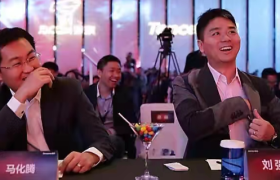 亏损30亿后，京东终于抓住了救命稻草！