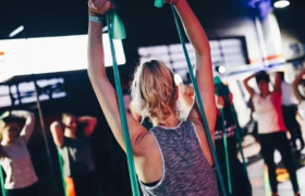 keep“不自律”？