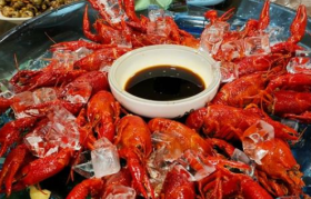 旺季不旺，淡季更长！被“冷落”的小龙虾何去何从？