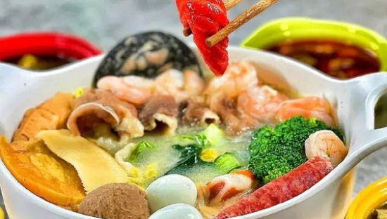 麻辣烫“新物种”遍地开花，品类迎来“大混战”？