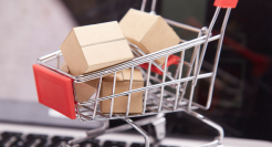 即时零售三国杀：美团补仓、阿里协同、京东引流